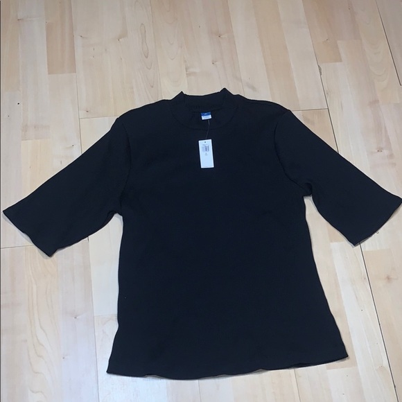 NWT Old Navy Black Half-Sleeve Top - Picture 1 of 10